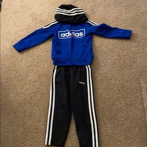 Adidas sweatsuit